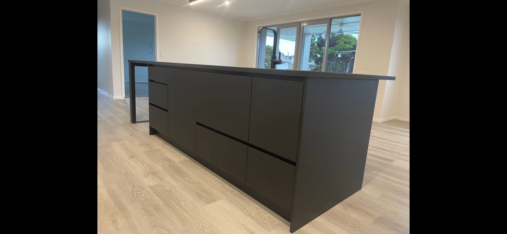 Mount Maunganui Kitchen — interior detail 3, Kitchen Renovation by The Joinery Edit