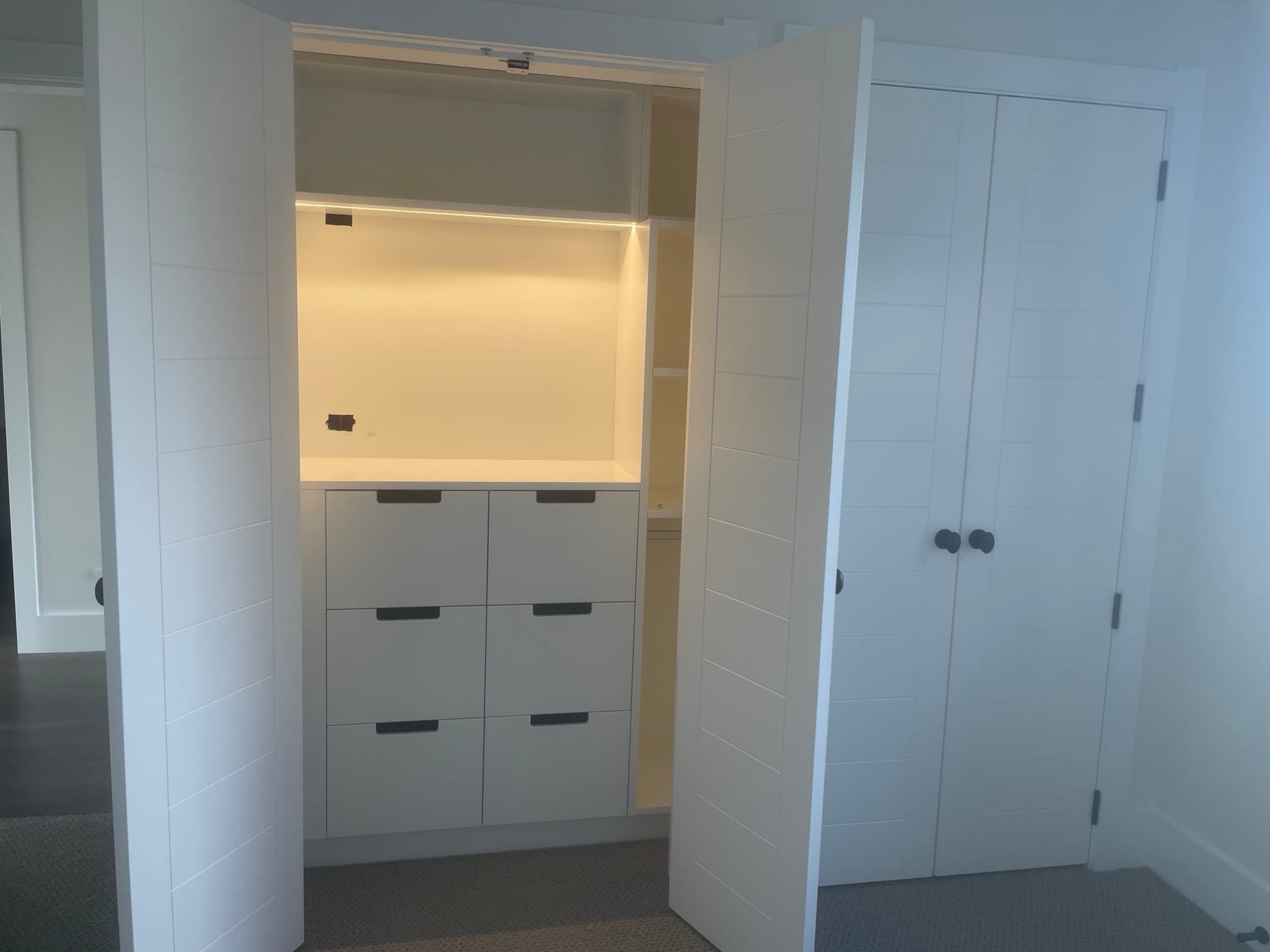 Built-in Wardrobe — interior detail 4, Wardrobe Joinery by The Joinery Edit