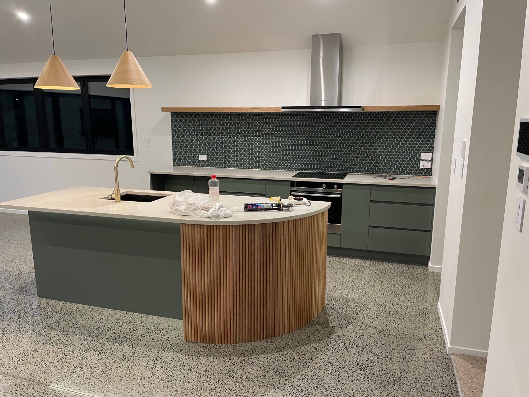Omokoroa Kitchen — Kitchen Renovation in Omokoroa by The Joinery Edit