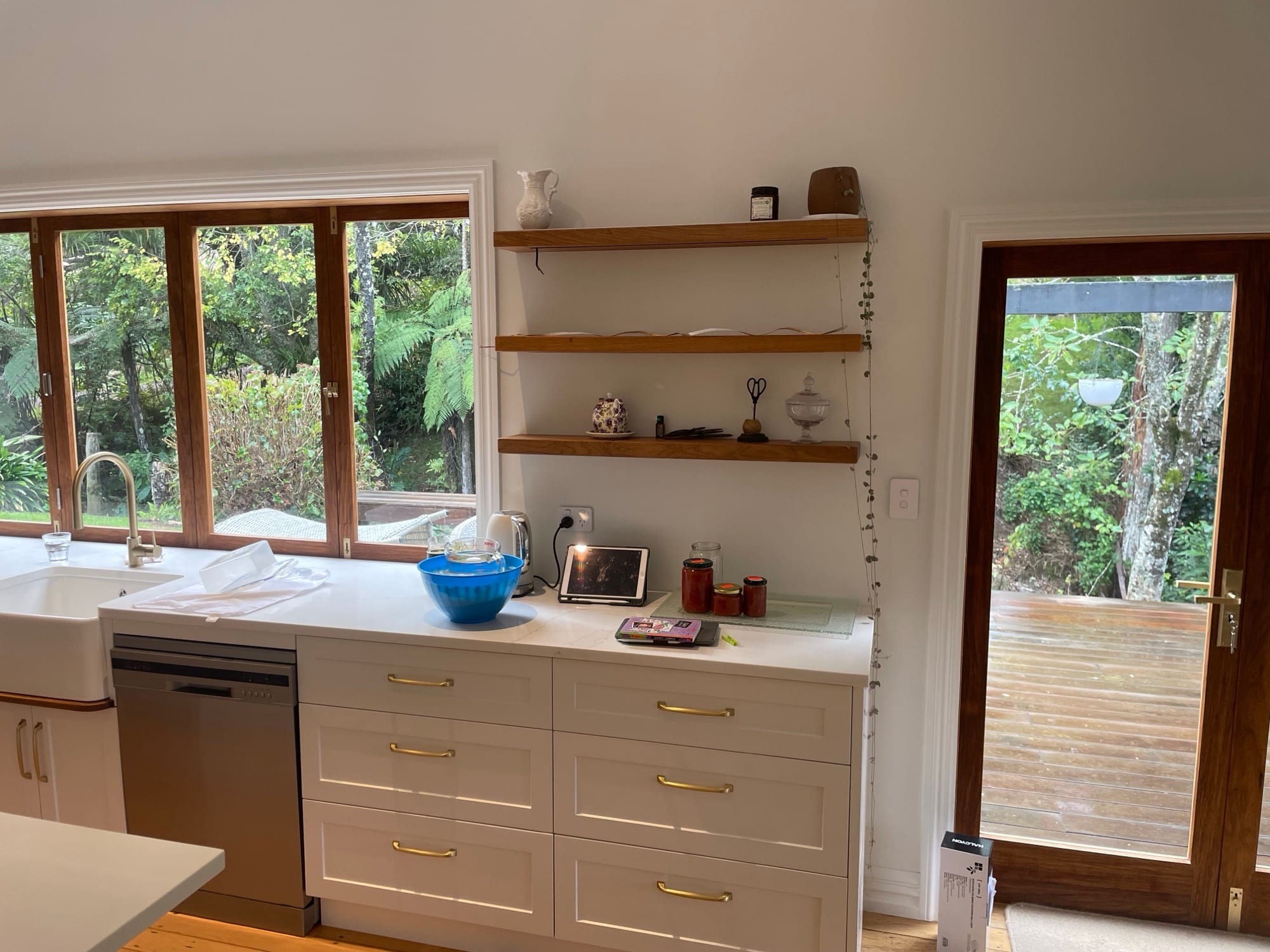 Mount Coastal Kitchen — interior detail 5, Kitchen Renovation by The Joinery Edit