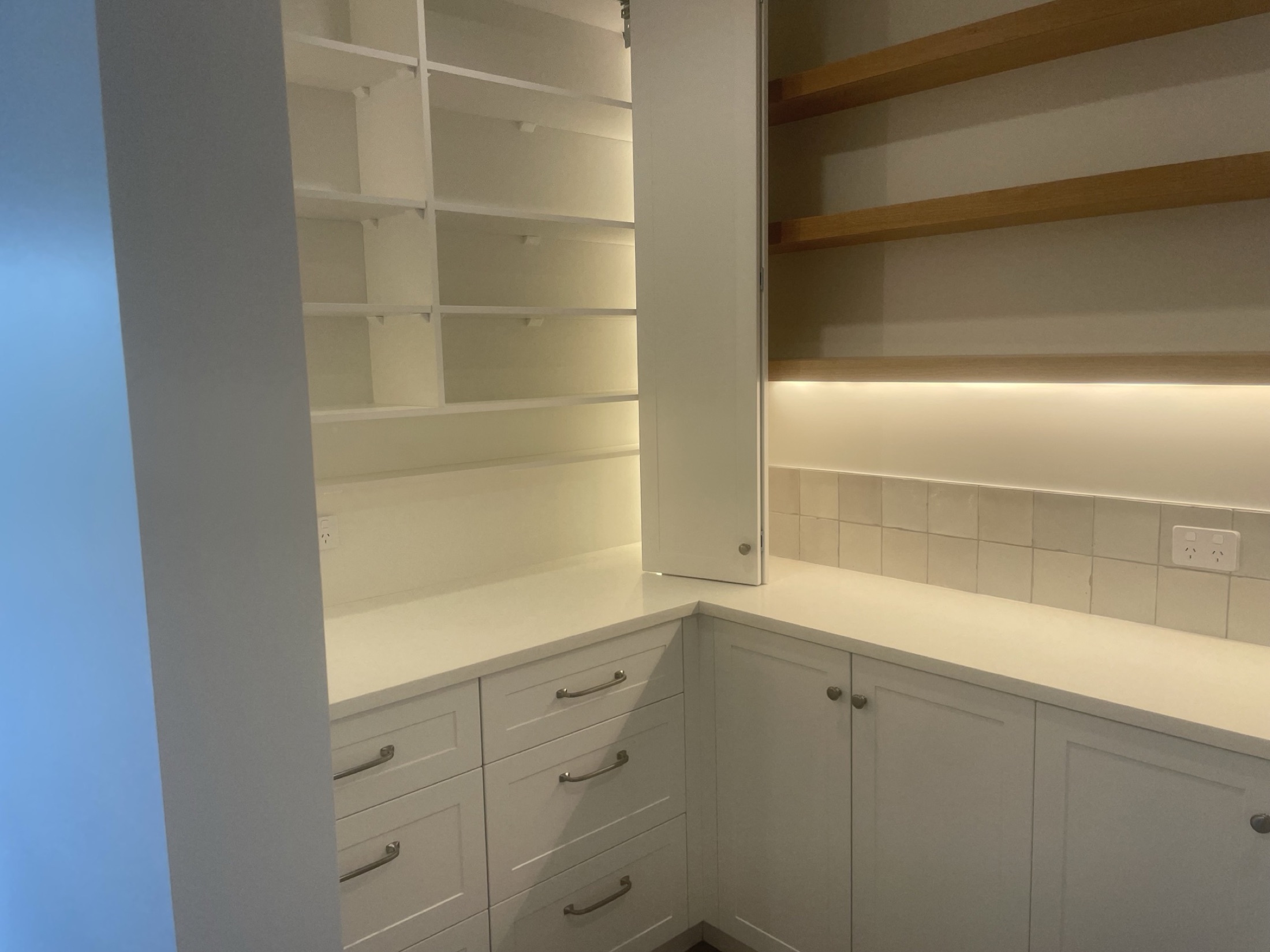 Matua Walk-in Wardrobe